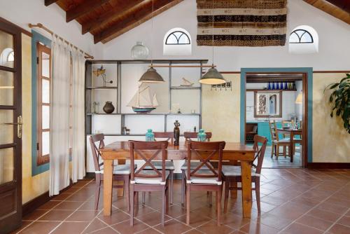Exterior view, Ecolodge Finca Chafariz in Tabayesco