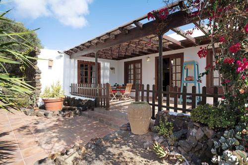 Exterior view, Ecolodge Finca Chafariz in Tabayesco