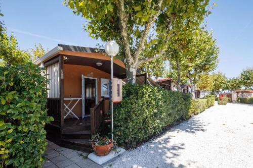 2 bedrooms, 3 beds