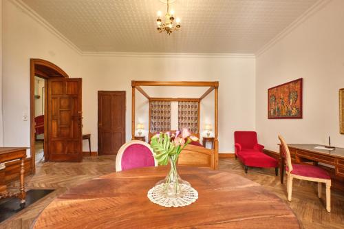 Viesnīcas āriene, Chambres au Chateau Saint-geoire in Saint-Geoire-en-Valdaine