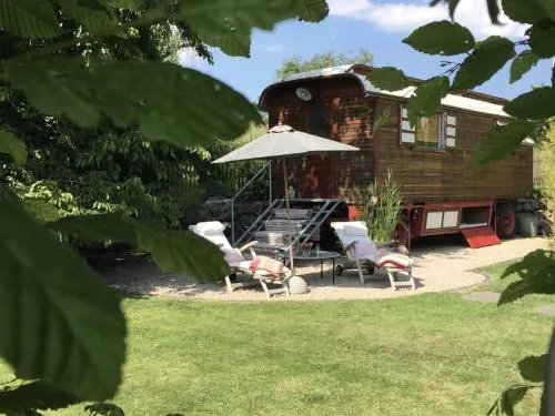 Romantikurlaub im Zirkuswagen in Hümmel, Deutschland