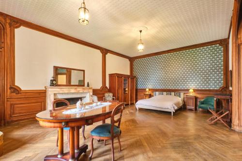 Viesnīcas āriene, Chambres au Chateau Saint-geoire in Saint-Geoire-en-Valdaine