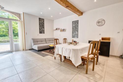 Viesnīcas āriene, Logement Le Buffet De La Gare in Plaisance (Aquitaine)