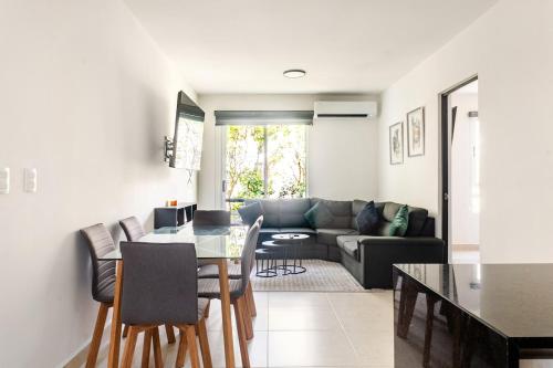 Spacious 3-BR - Pool & Padel Tennis - Playa del Carmen