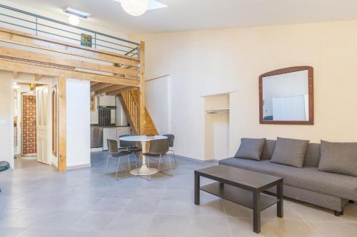 外觀, Vaste appart de 50 m2- 2 pièces -n3 (Vaste appart de 50 m2- 2 pieces -n3) in 沙勒瓦勒
