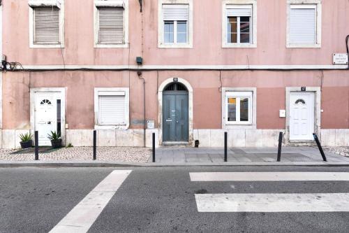 Lxfactory Terrace Lisbon Loft - image 22