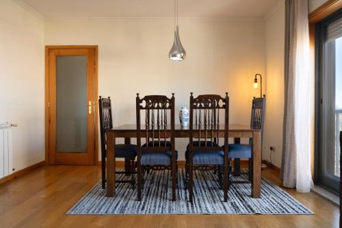 Wander Unwind - Wine Cellars - image 4