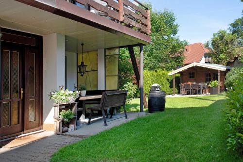 ทัศนียภาพภายนอกโรงแรม, Gastehaus Kunkelmann mit Sauna in เฮอะเชนชวานด์