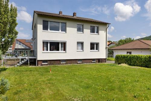 נוף חוץ, Haus Lerchenweg B in Bad Wildungen