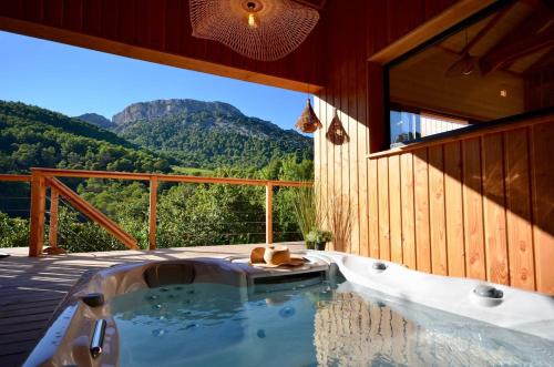 Lodge des Dentelles - Les Cabanes de Provence in Lafare