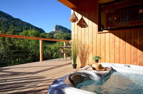 Lodge des Dentelles - Les Cabanes de Provence in Lafare