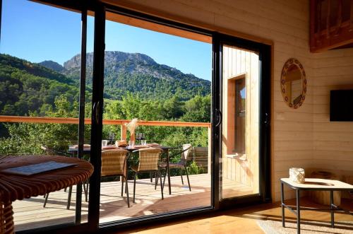 Lodge des Dentelles - Les Cabanes de Provence in Lafare