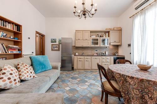 Great Apartment at the Duomo - Tap to explore photos