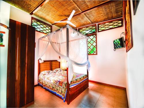 Villa 6 - Luxury 2 Bed Villa - Small Private Garden, Cocles