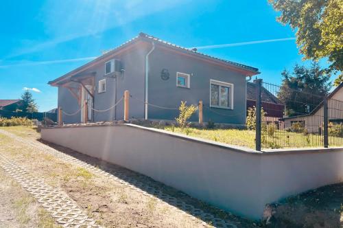 A szálláshely kívülről, Zur Schwalbe in Oberuckersee Ot Seehausen