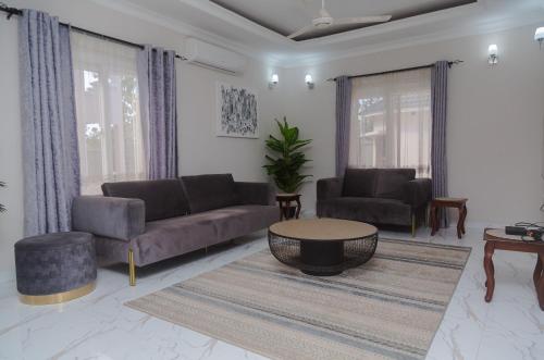 Tanga New Apartment in Taнга