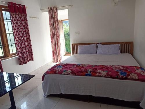 Alhind Residency , Valara, Munnar in Chillithodu