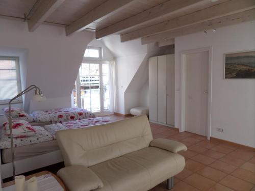 Ferienwohnung über den Dächern - image 2