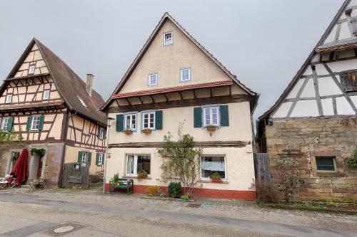 Ferienwohnungen Diefenbach in Sternenfels, Deutschland