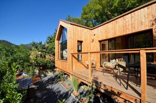 Lodge Mont Ventoux - Les Cabanes de Provence in Lafare