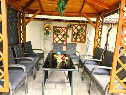Exterior view, Ferienwohnung Blumen in Radeberg