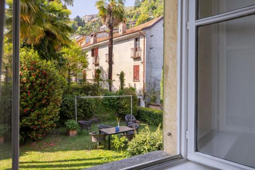 Casa Maria Giulia - lovely apartment with garden in Kanero Riviera