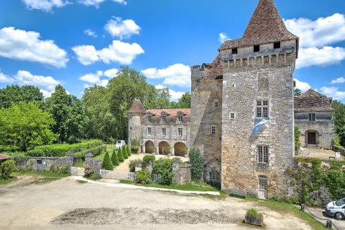 . Le Petit Saint Jean
