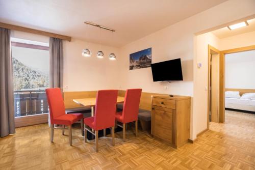  Rosalpina Apt 4 in St. Vigil