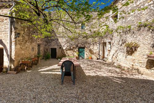 Viesnīcas āriene, Chez Janie Hirst - Chambres d'hôtes (Chez Janie Hirst - Chambres d'hotes) in Sauzet (Rhone-Alpes)