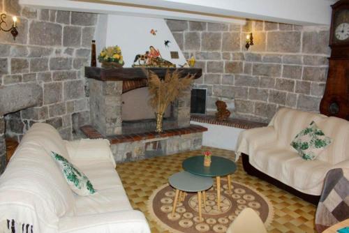 A szálláshely kívülről, La bastide des moines in La Martre