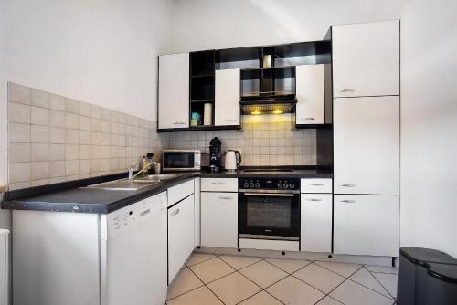 virtuve, Schnitzer Ferienwohnung in Gorisried