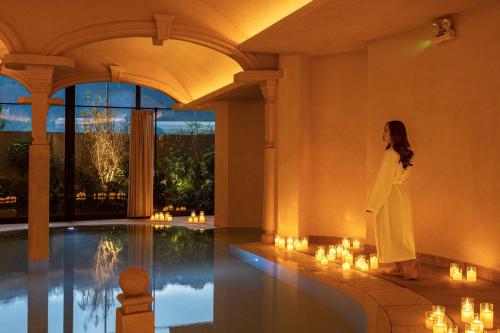 Hot spring bath, Hôtel Fantaisie  in Tuyen Lam Lake