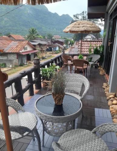 Vinla Guesthouse & Backpackers Hostel - Nong Khiaw