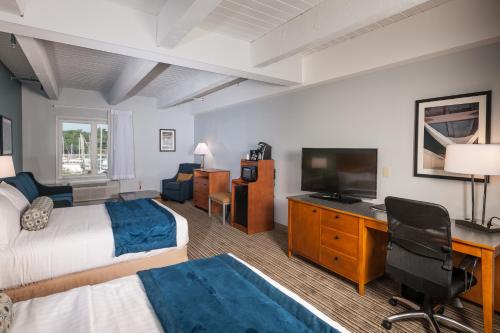 Rockland Harbor Hotel image 35