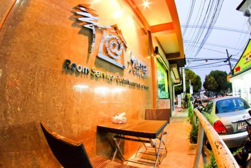 At Home At Chiang Mai by null