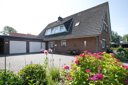 Ferienwohnungen Tetens in Nordstrand, Deutschland