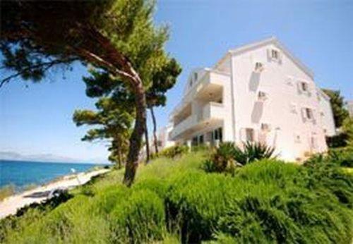 Létesítmények, Sea Star Apartment in Sutivan