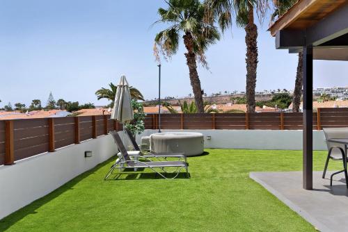 Casa Luna Kingbed and Jacuzzi - image 2