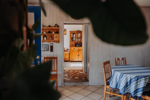 Chata na końcu świata (Chata na koncu swiata) in Rzuchowa