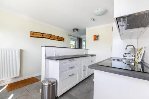 virtuve, Ferienhaus Erlengrund B in Schafstedt