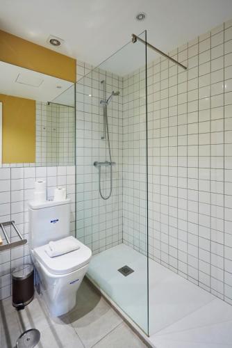 Apartamento con vistas al Retiro - Ideal Parejas - image 7