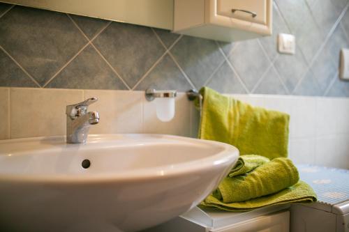 Appartamento con piscina 03 - image 20