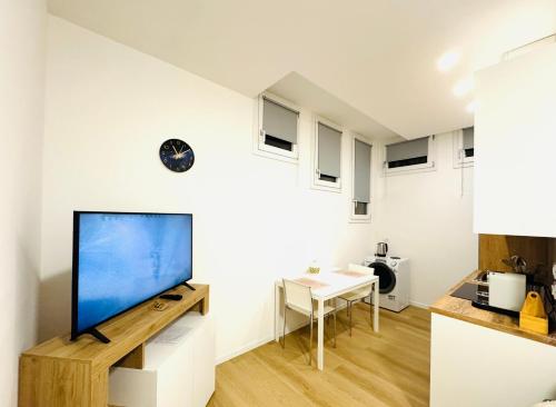 Kitchen, Appartamento accogliente per soggiorni brevi, Ozzano dell'Emilia in Ozzano dell' Emilia