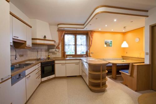 virtuve, Ferienhaus Weiler im Allgäu (Ferienhaus Weiler im Allgau) in Weiler-Simmerberg