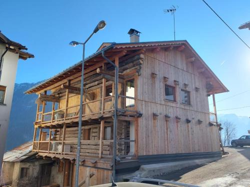 A szálláshely kívülről, Monolocale Carfon in Canale d'Agordo