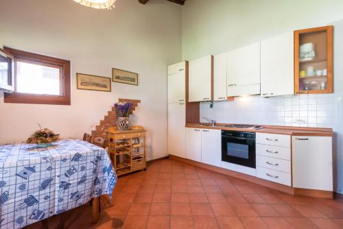 Konyha, Appartamento Officina in Laterina