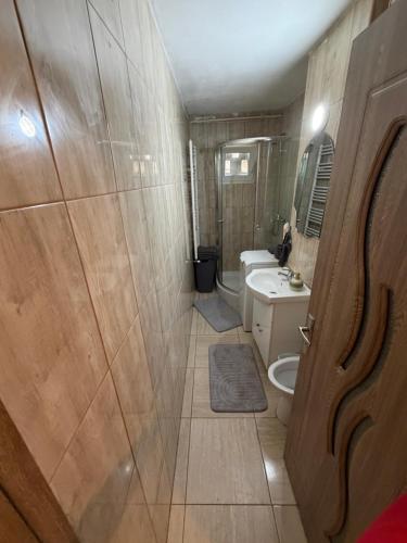 Apartament de inchiriat in 卡蘭塞貝什