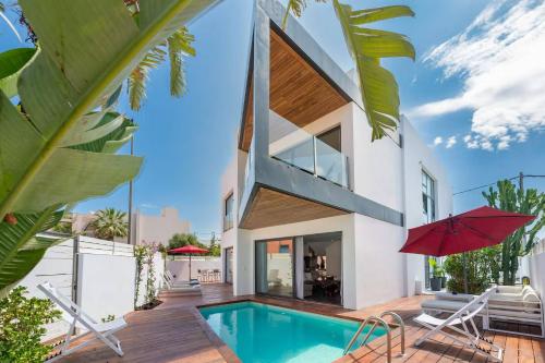 10 PAX villa in Ibiza with private pool - Location, gîte - Illes Balears