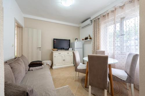 Apartments Gabi&Zdenka Tivat - image 3