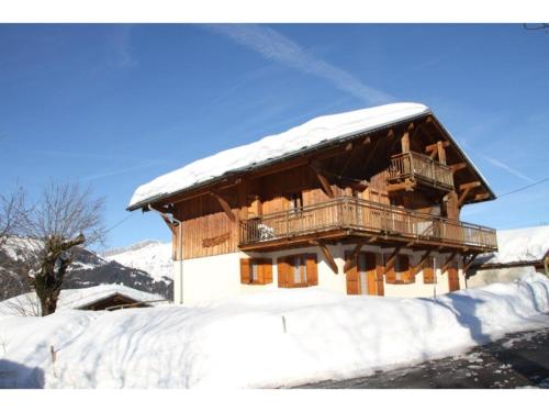 4 bedrooms, 5 beds